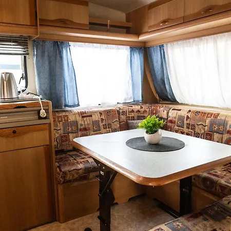 Przyczepy Kempingowe 6, Kite Crew * Chałupy