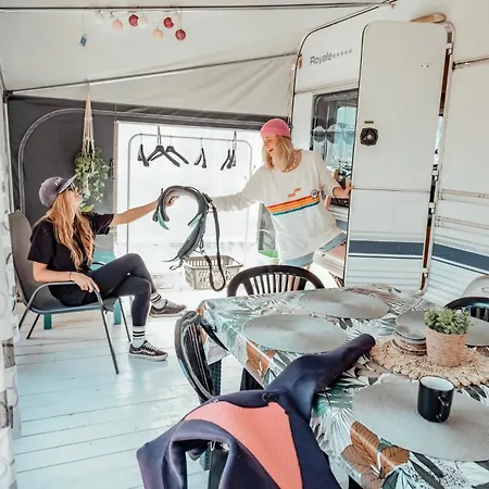 Przyczepy Kempingowe 6, Kite Crew