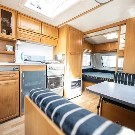 营地 Przyczepy Kempingowe 6, Kite Crew