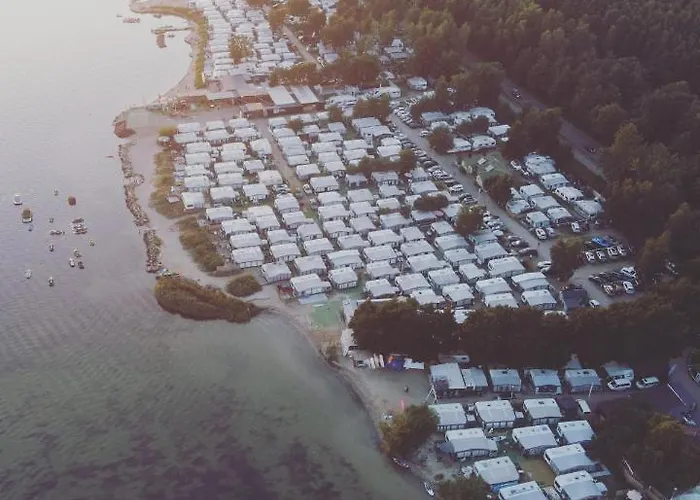 Przyczepy Kempingowe 6, Kite Crew * Chałupy