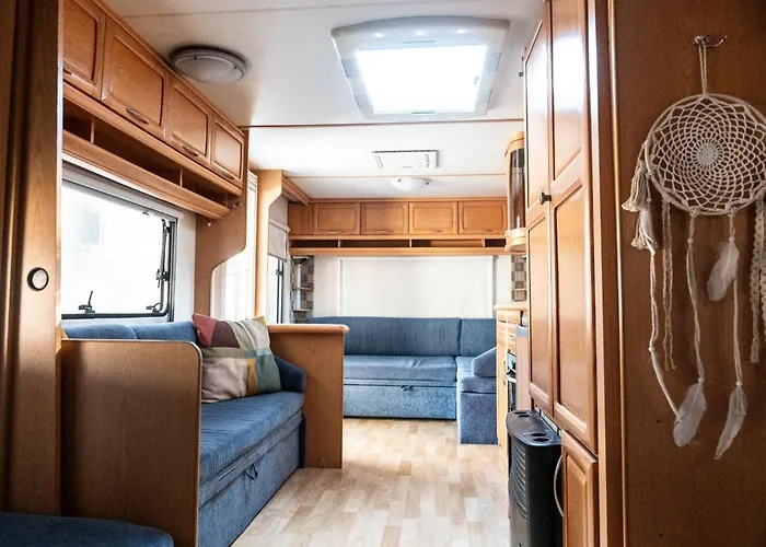 Przyczepy Kempingowe 6, Kite Crew مكان تخييم