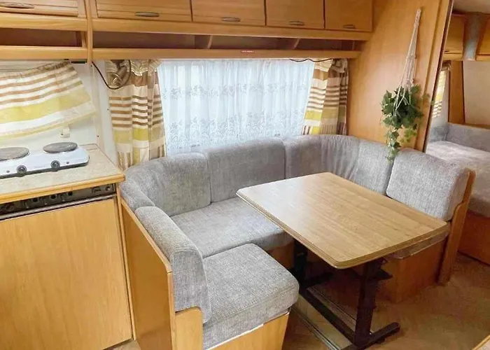 Przyczepy Kempingowe 6, Kite Crew Chałupy