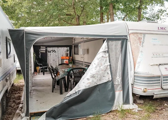 Przyczepy Kempingowe 6, Kite Crew مكان تخييم