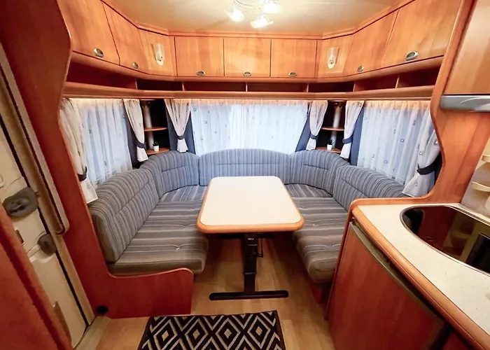 营地 Przyczepy Kempingowe 6, Kite Crew